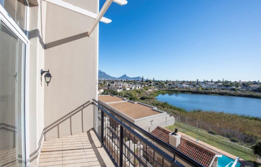 To Let 1 Bedroom Property for Rent in Century City Western Cape